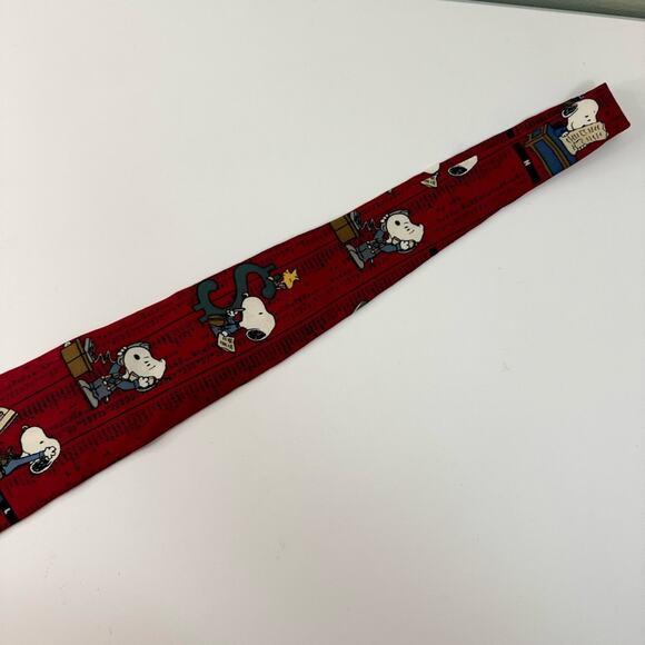 Peanuts Snoopy Outrageously Successful Silk Tie Adjustable Red Mens One Size - Picture 6 of 7